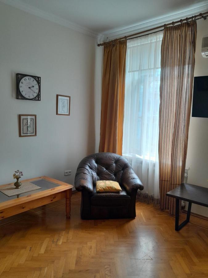 אודסה Apartment On Hretska 26/28 מראה חיצוני תמונה